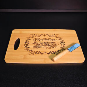 tablita de charcuterie en bamboo grabada con laser